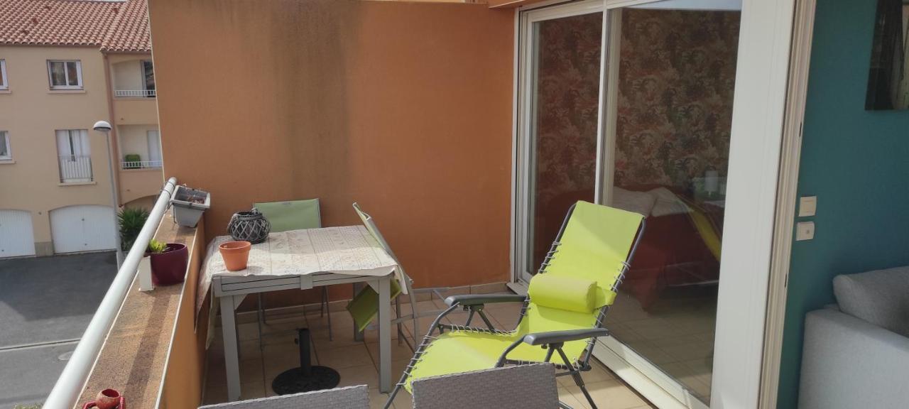 Appartement Avec Grande Terrasse A 15 Mn De La Mer Saint-Estève Exteriör bild