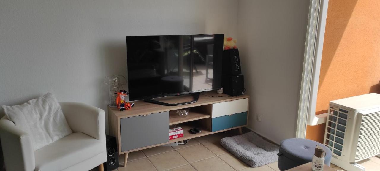 Appartement Avec Grande Terrasse A 15 Mn De La Mer Saint-Estève Exteriör bild
